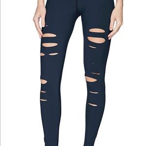Alo Yoga Warrior Legging in Navy